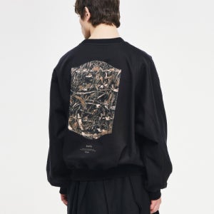 [송지오] 송지오 컬렉션 폴립티크 페인트 크루넥 블랙 SI2TS715BK SI2TS715BK