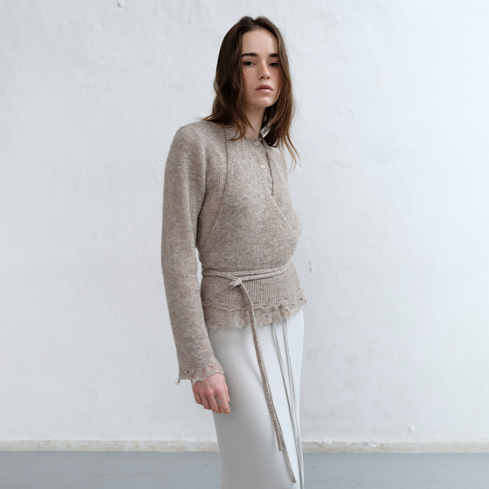 [로우타이드] RAW EDGE HALTER KNIT [BEIGE]