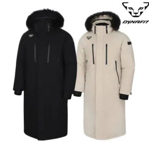 다이나핏 더미작스 롱 기장 설계로 강한 방풍과 보온 제공하는 남성 블랙라이트 다운 YMW24534GJ