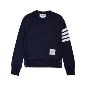 [롯데백화점] 톰브라운 SS26 여성 클래식 맨투맨 FJT002A 00535 415 LE1220967454