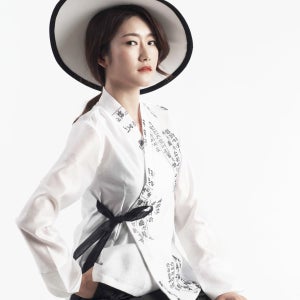 훈민정음여성셔츠, 모던가호