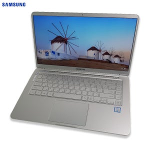 리퍼비시 삼성 i5 8TH UHD 그래픽 슬림한 15인치 휴대성 리퍼 노트북