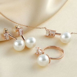 비앤비골드 [비앤비골드] 18K 사각스톤 핵진주 10mm 주얼리세트 (반지+귀걸이+목걸이) JNS28408