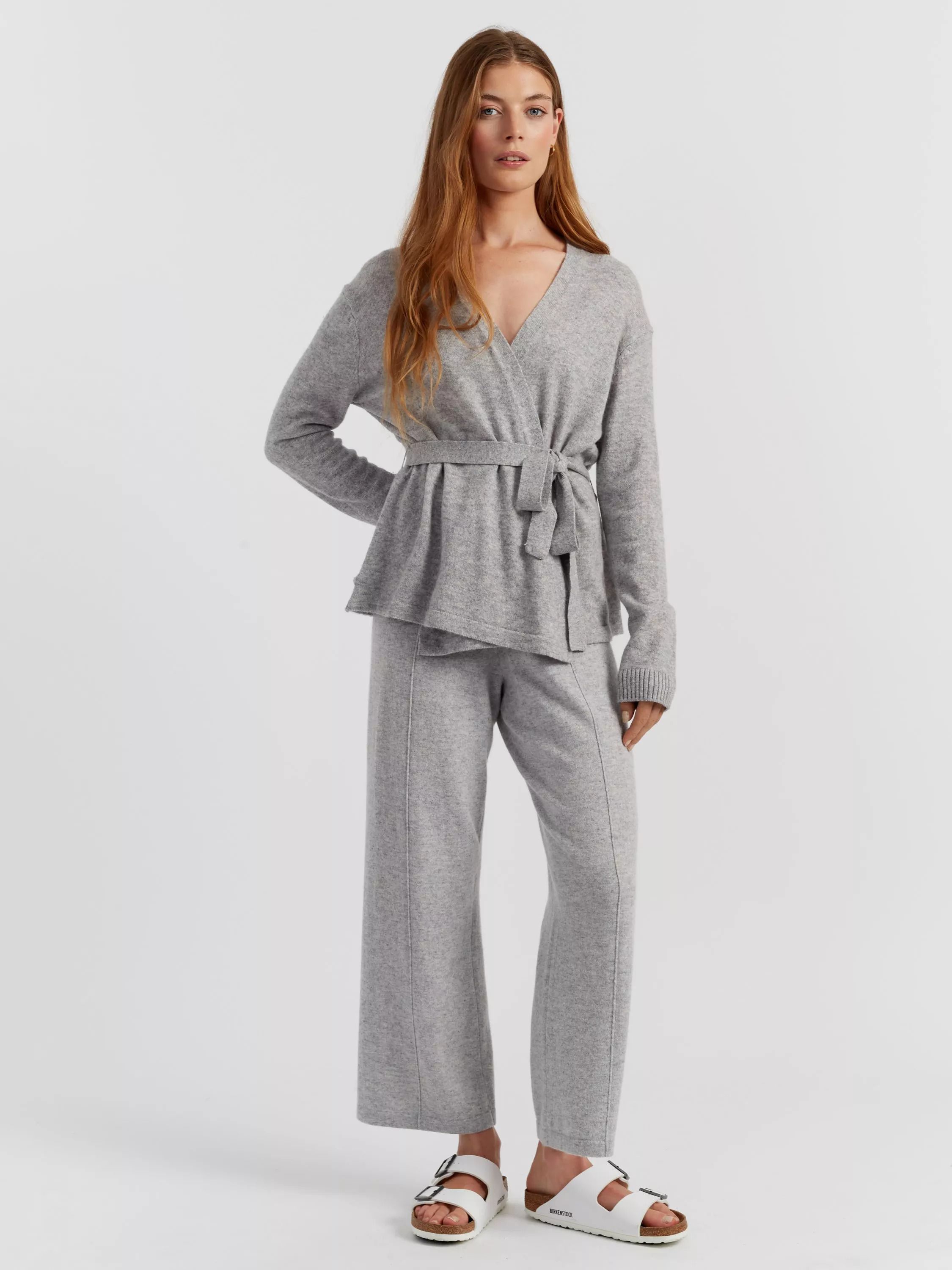 친티앤파커 벨트 울 혼합 랩 가디건 라이트 그레이 리치 Belted Wool Rich Wrap Cardigan, Light Grey 114646495 151781092