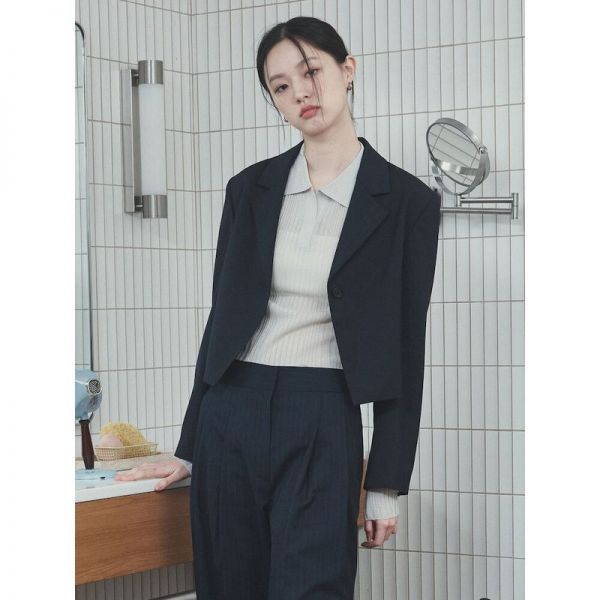 에잇세컨즈 테일러드 숏 재킷 115311by1r