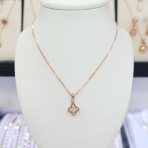 파이치치 14k /18K 클로버 목걸이 12S5-6100-LPN
