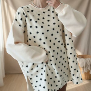 [다잇템] 여성 U넥 대형사이즈 별무늬 티셔츠