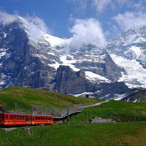 유럽여행계획 휴양지패키지 가볼만한곳 60대해외여행 벤츠투어 9일