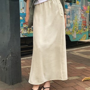 [허리밴딩] 로버 사이드 버튼 롱 스커트