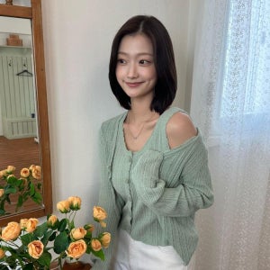 [몽돌] [SET] 펀칭 니트 가디건 슬리브리스 민트그린 MDCD059MINTGREEN