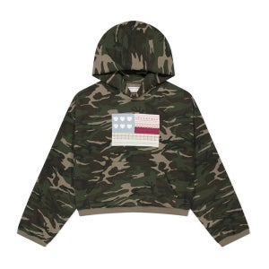 [더뮤지엄비지터] PATCHWORK SIX HEART SWEAT HOODIE (CAMO)