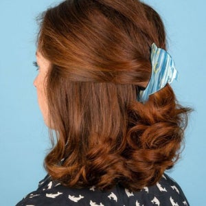 쿠쿠수제뜨 [Coucou Suzette] 쿠쿠수제뜨_Dolphin Hair Claw 돌고래 헤어 집게핀