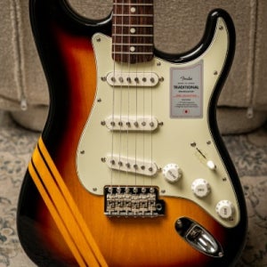 Fender Japan 2025 Collection Traditional II 60s Stratocaster SSS-Competition 3TSB w/Rosewood FB (신품)