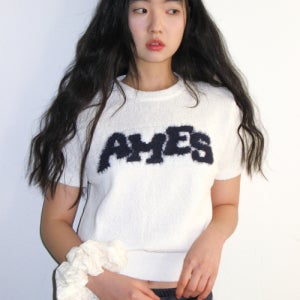 [아메스 월드와이드] HAIRY LOGO SHORT SLEEVE KNIT IVORY AM2FSFK600AIV