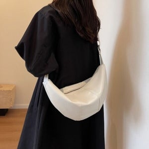 기타 리빈샵 가죽 반달크로스백 숄더백 호보백 여성가방 (KYR-WFH030S)_717370