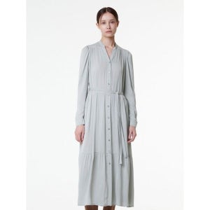 [아떼바네사브루노] 라이트 그린 셔링 셔츠형 스트랩 긴팔 원피스