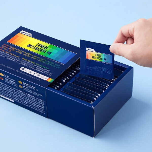 <b>JW중외제약</b> <b>JW중외제약</b> 데일리 올인원데이 팩 x 1박스(1개월분) / 18종 멀티비타민+루테인+알티지오메가3 <b>종합영양제</b>