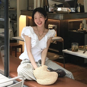 [포에트서울] [인플루언서 착용/5th]double v shirring blouse_ivory