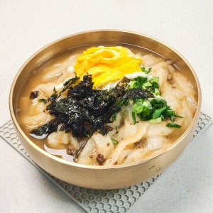 국산 찹쌀과 한우로 만든 경상도 떡국 1350g 2세트(육수 950g+떡 400g)