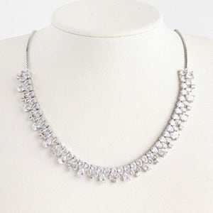 옷자락 [옷자락]여자 웨딩촬영 큐빅 레인드롭 실버 드레스 모임룩 목걸이