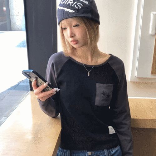 코이리스 <b>레이쉬</b> 나그랑 배색 긴팔 티