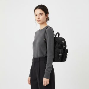 프라다 1BZ677 RV44 F0002 리나일론 트라이앵글 로고 스몰 백팩