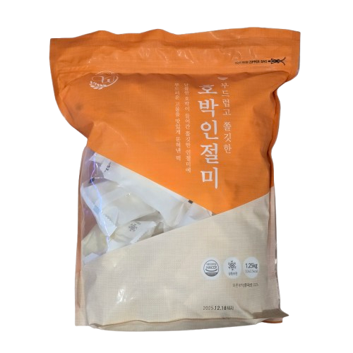 부드럽고 쫄깃한 호박인절미 제품 이미지