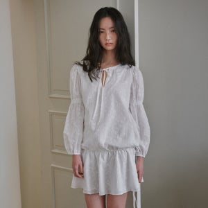 [오앨] EMBRO DRAPE TIE MINI DRESS_WHITE