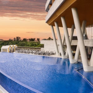 제주도여행 왕복항공권 히든클리프호텔 아반떼CN7 2박3일 패키지