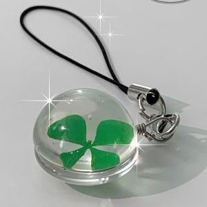 데데리트 투명 원형 행운 네잎클로버 휴대폰 폰줄 에어팟 버즈 키링 키홀더 응원 우정 친구 생일 선물