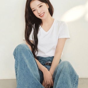 [지오다노] NEW [노정의] 브이넥 반팔 티셔츠 (퍼펙트티) 326519 05326519