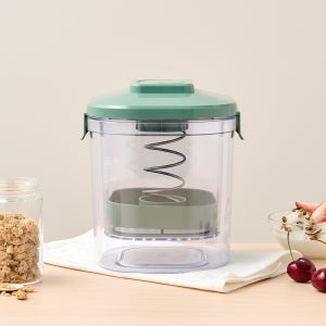 간편하게 눌러짜는 대용량 야채탈수 및 유청분리기 2.7L