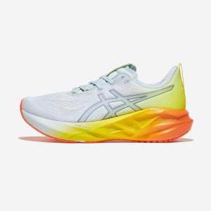 아식스 ASICS 노바블라스트 5 스탠다드 써니 시즐 1011C184
