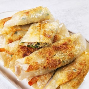 새우 한마리가 통으로 들어간 새우만두 1봉(450g)