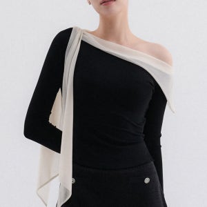 Cliff Top (Black)