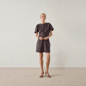 [쉐르] 버튼 포인트 미니 드레스 SR26S3FRD1489 ROB0803IVA