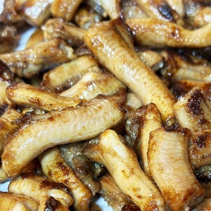 특유의 고소함이 남다른 남해안 자연산 손질 꼼장어 대 1kg