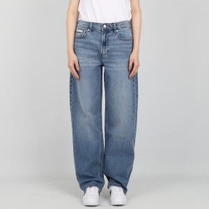 캘빈클라인  여성 청바지 90S 루즈 핏 미디엄블루 47B928G