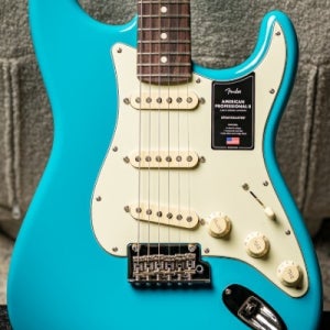 Fender USA American Professional II Stratocaster SSS-Miami Blue w/Rosewood FB (신품) 펜더 아메리칸 프로페셔널 II