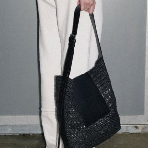 [쿠메] KUME Raffia Shoulder Bag, Black KM-26SS-BG01-BK