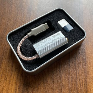 ES9318 Type-C DAC 앰프 |   HiFi USB-3.5mm 어댑터 |   32비트/384kHz DSD256 |   180mW 출력 |   CNC 금속 하우징