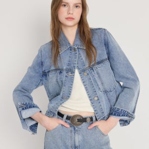 아떼바네사브루노 라이트블루 데님 트러커 자켓 VLJA6B235B1