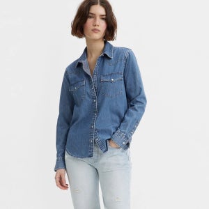 [롯데백화점] 리바이스 여성 얼티밋 스탠다드핏 웨스턴 셔츠_86832-0018 LE1221292354