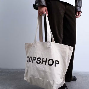 탑샵 화이트 캔버스 토트백 Tragetasche aus Canvas in Wei 208146517WEISS 132631009