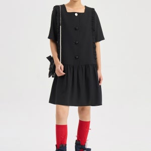 [럭키슈에뜨]Frill Point Short Sleeve Poly Mini Dress (black) 블랙 LFDAM26400BKX