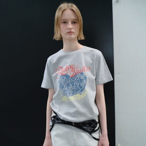 [레이브] Heart Rose Blur Graphic T-shirts VW6ME435_2color