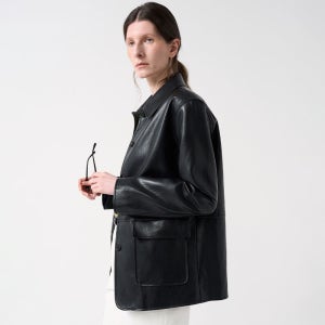 [매그제이] 미니멀 페이크 레더 셔츠 자켓-블랙