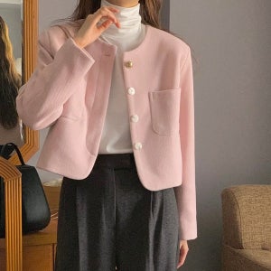 백설공주얼굴빛 히든 노카라 헤링본 크롭 울 자켓 Light Pink Free