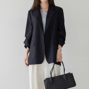 Lux T 롤업디테일 백슬릿 자켓[JK346U01]