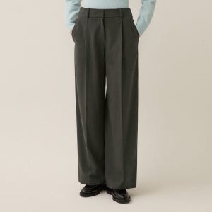 [리스트] 백 밴딩 원턱 와이드 팬츠_TWWSLP80030